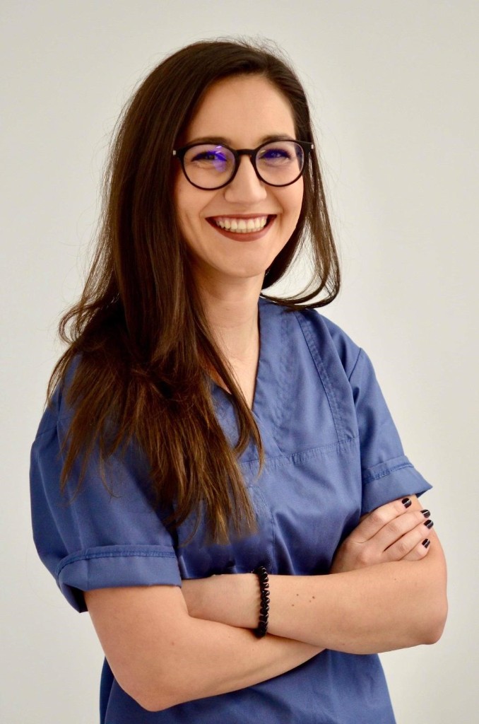 Dr. Andra Gulin